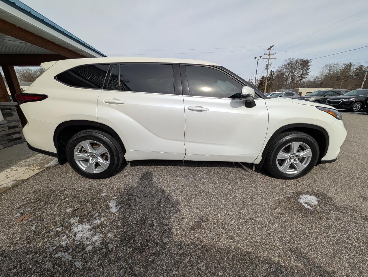 Toyota Highlander LE AWD (Natl) 2020