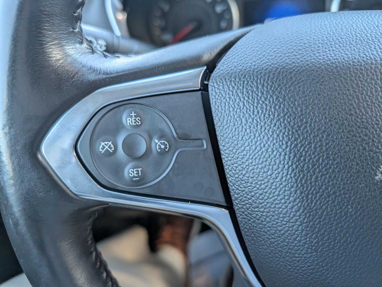 Chevrolet Traverse FWD 4dr LT Cloth w/1LT 2019