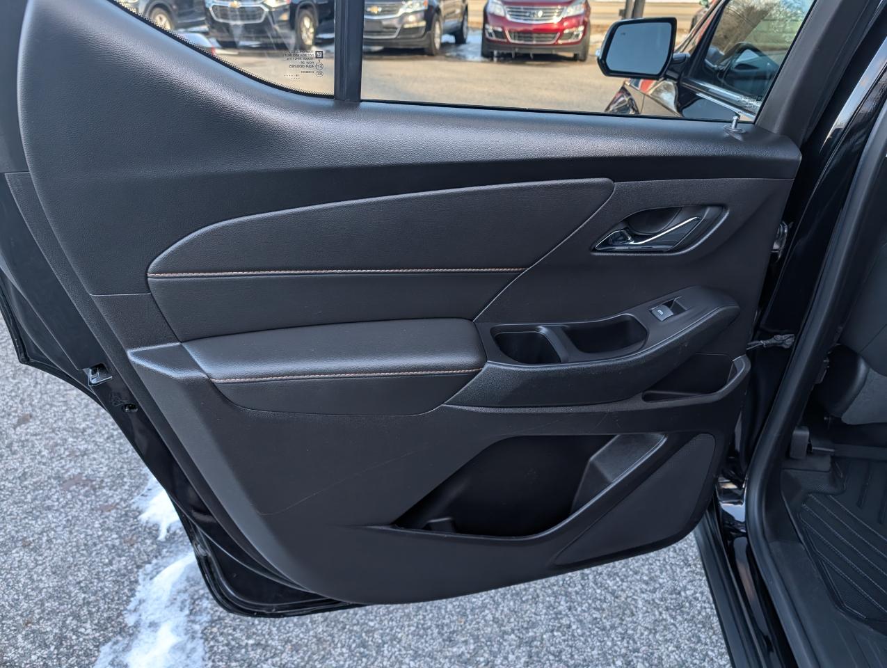 Chevrolet Traverse FWD 4dr LT Cloth w/1LT 2019