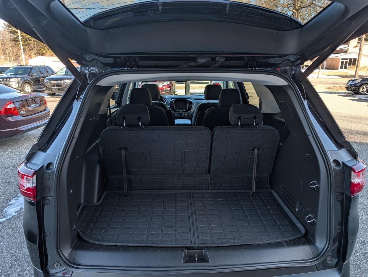 Chevrolet Traverse FWD 4dr LT Cloth w/1LT 2019