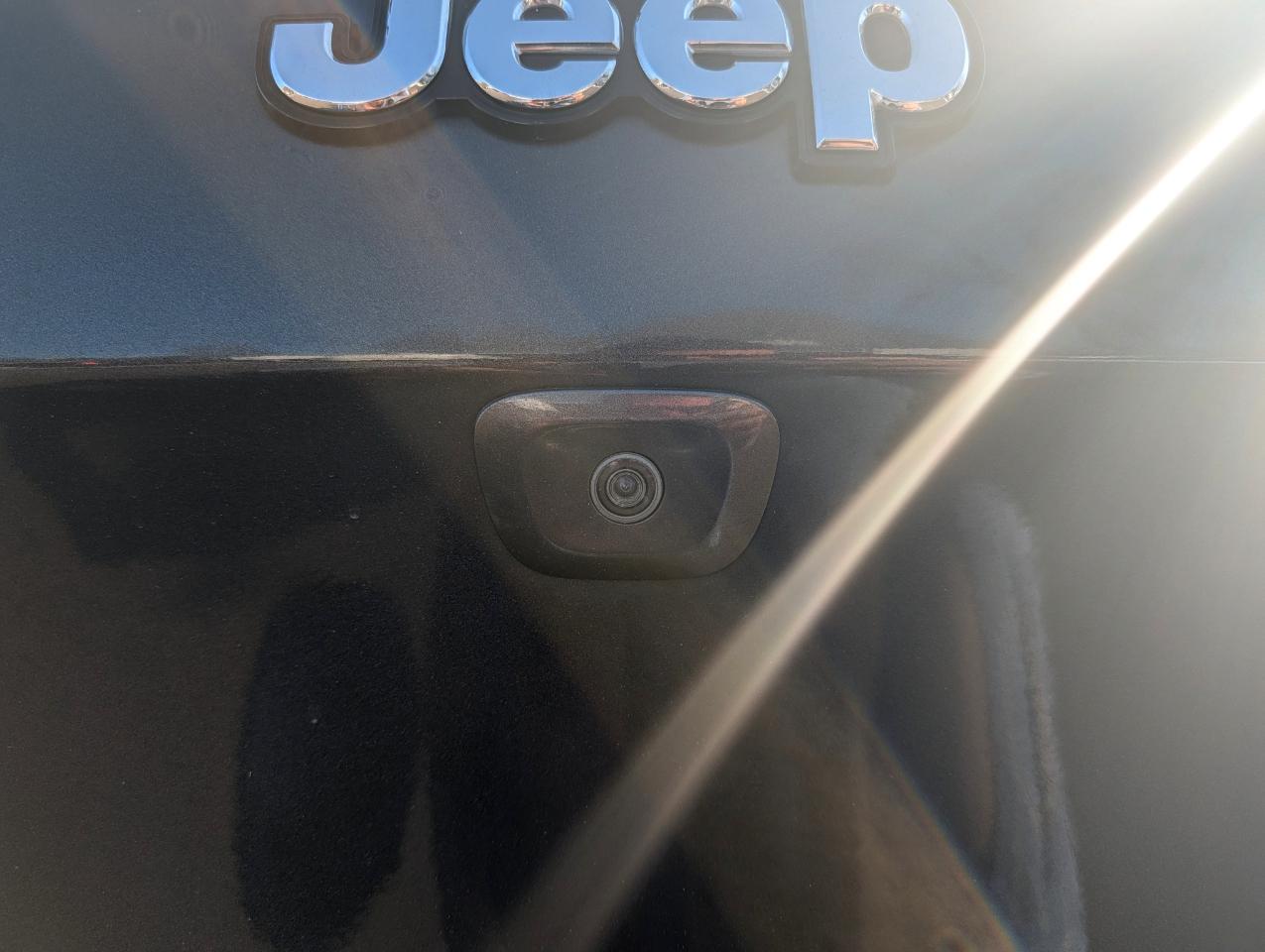 Jeep Cherokee 4WD 4dr North 2016