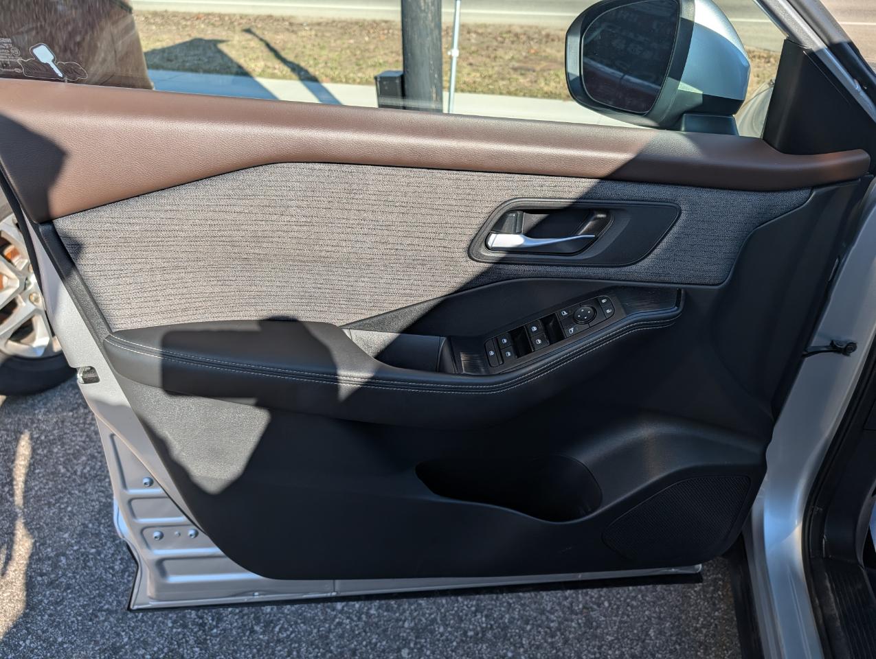 Nissan Rogue AWD SV 2022