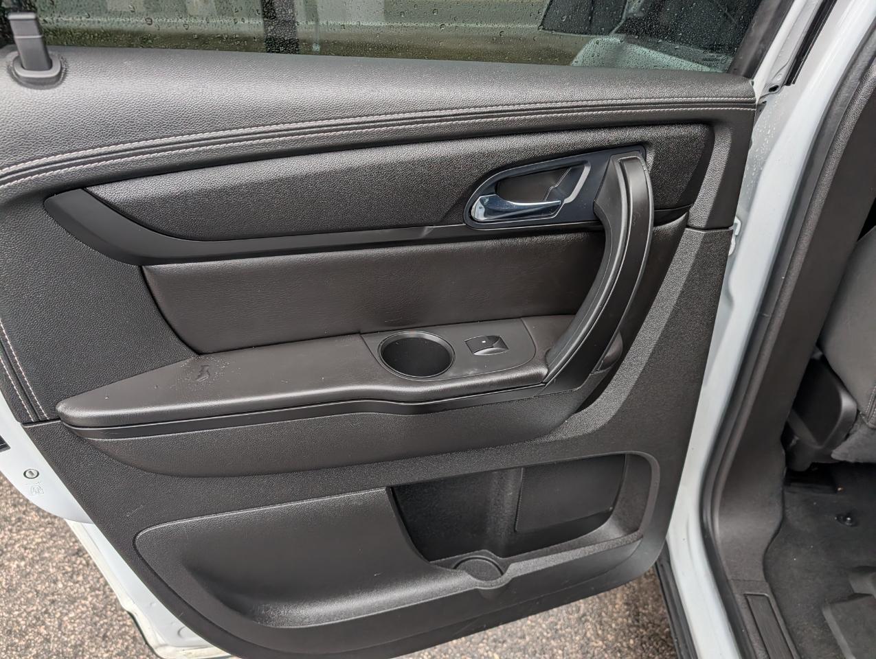 Chevrolet Traverse AWD 4dr LT w/1LT 2016