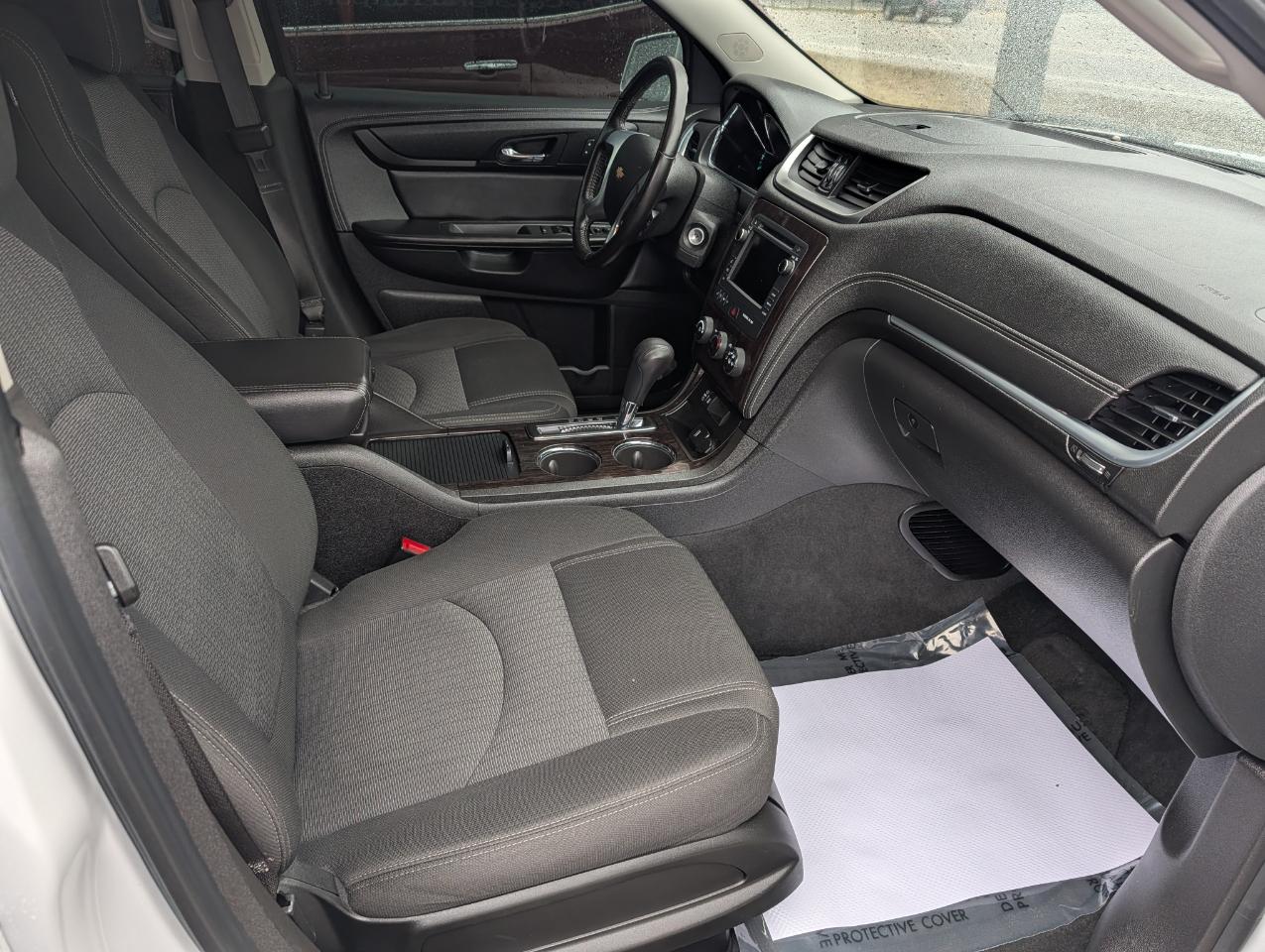 Chevrolet Traverse AWD 4dr LT w/1LT 2016