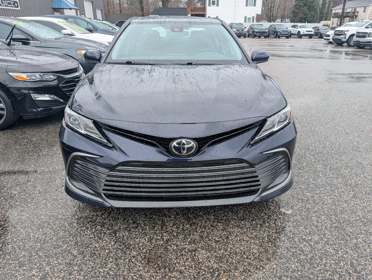Toyota Camry LE Auto (Natl) 2022