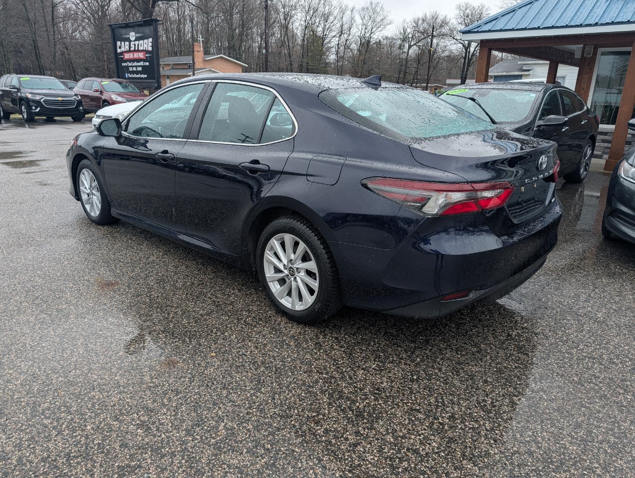 Toyota Camry LE Auto (Natl) 2022