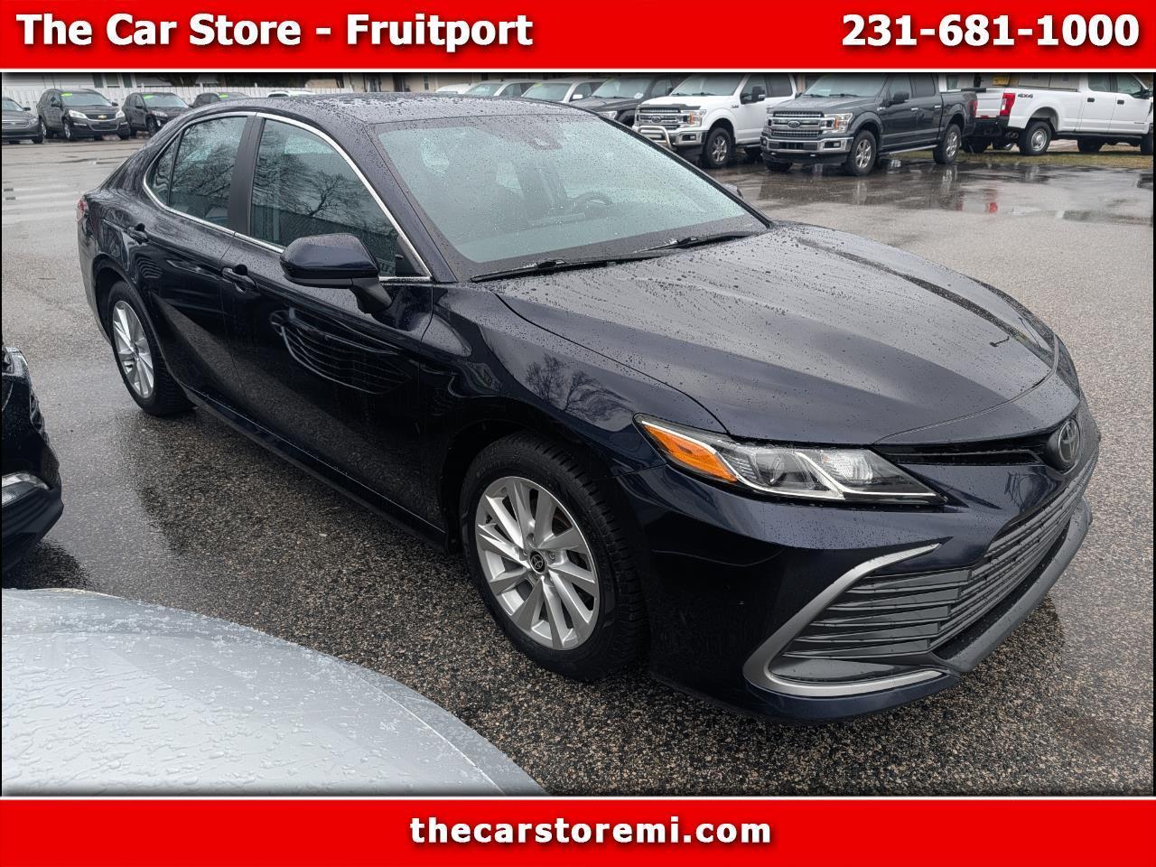 Toyota Camry LE Auto (Natl) 2022