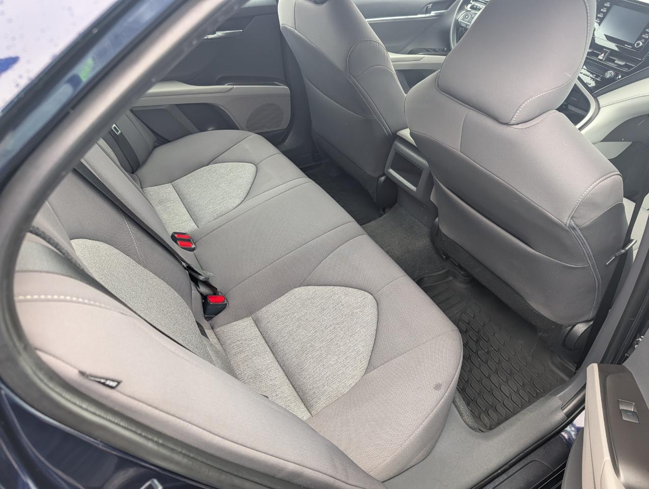 Toyota Camry LE Auto (Natl) 2022