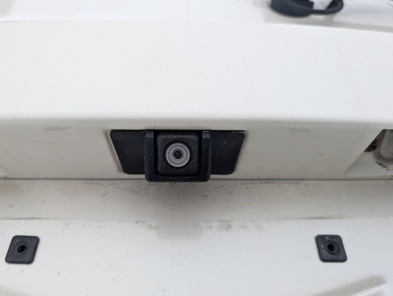 GMC Yukon AWD 4dr 1500 Denali 2012