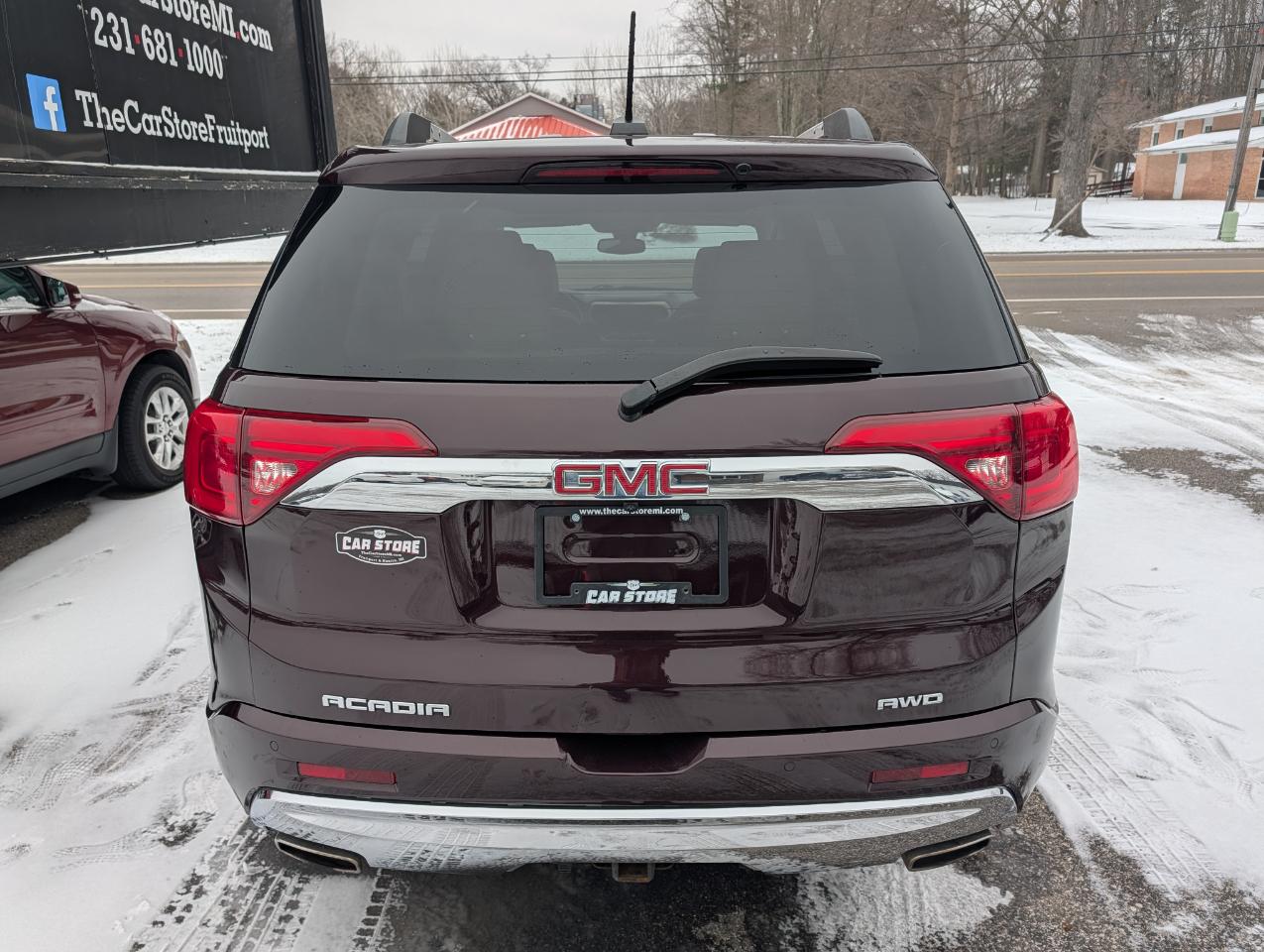 GMC Acadia AWD 4dr Denali 2017