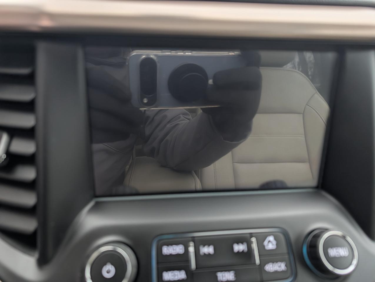 GMC Acadia AWD 4dr Denali 2017