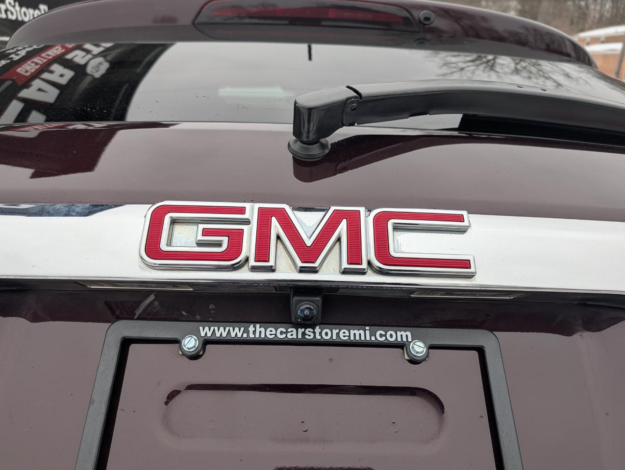 GMC Acadia AWD 4dr Denali 2017