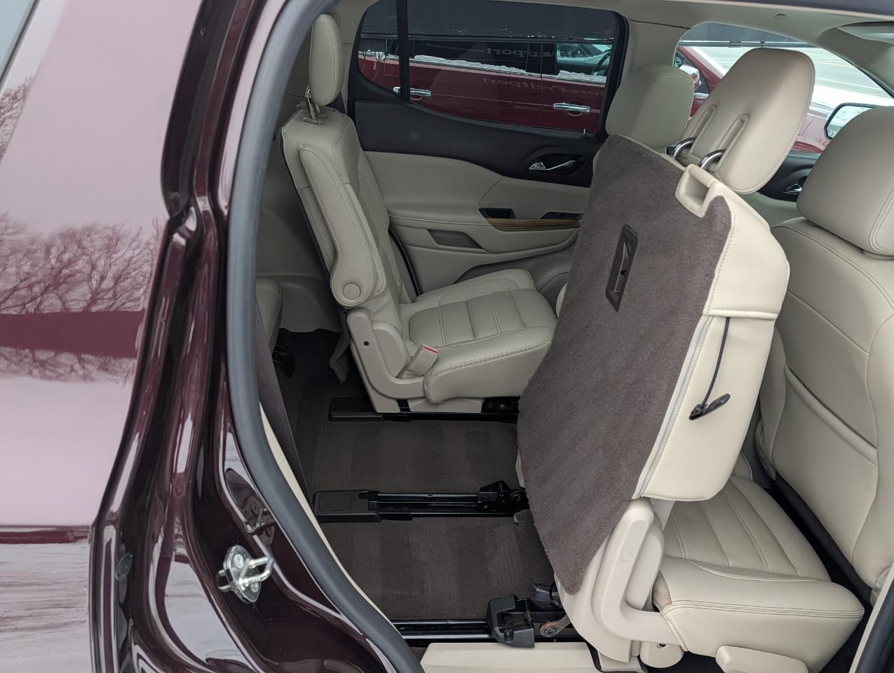 GMC Acadia AWD 4dr Denali 2017