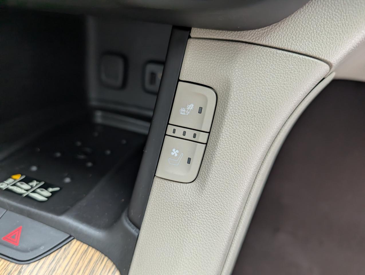 GMC Acadia AWD 4dr Denali 2017