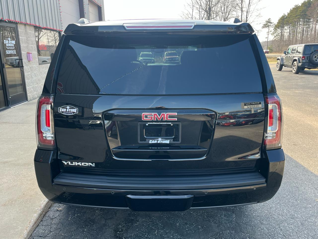 GMC Yukon 4WD 4dr SLT 2015
