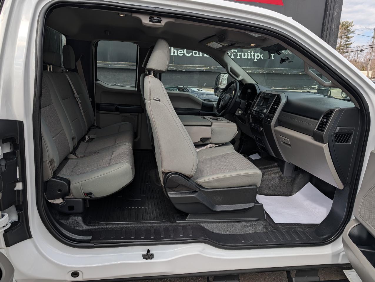 Ford Super Duty F-250 SRW XL 4WD Crew Cab 6.75' Box 2019