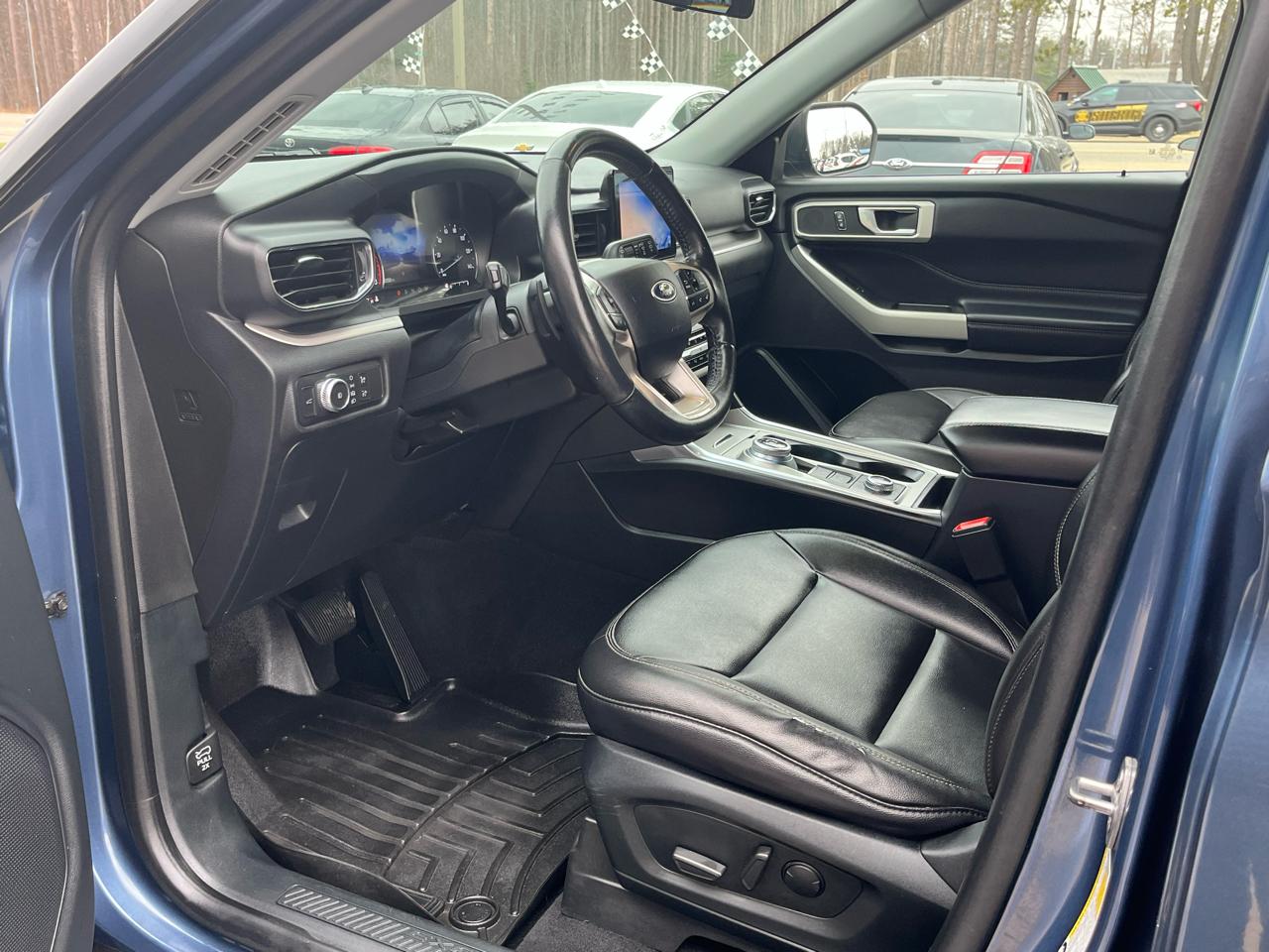 Ford Explorer XLT 4WD 2020