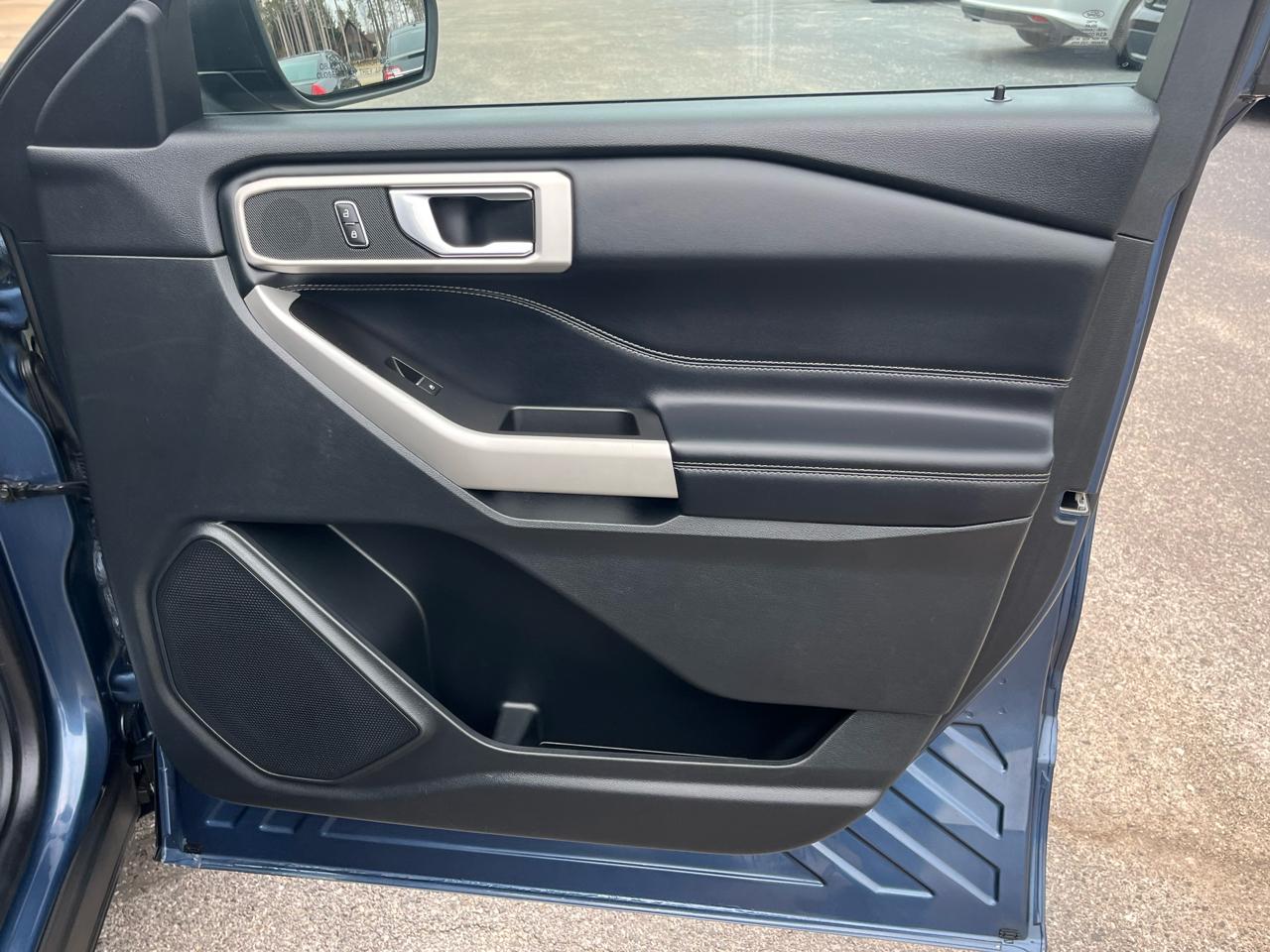 Ford Explorer XLT 4WD 2020