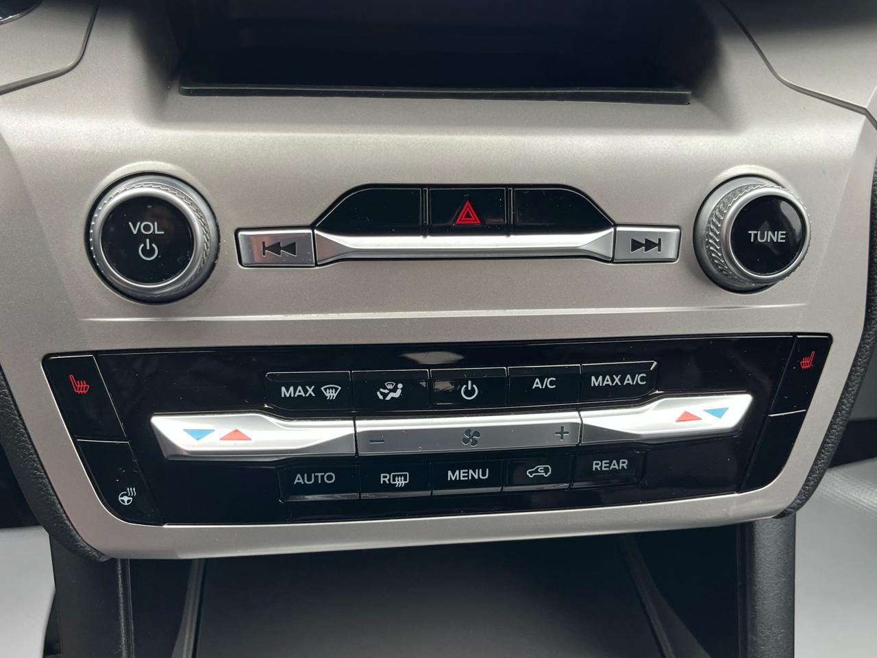 Ford Explorer XLT 4WD 2020