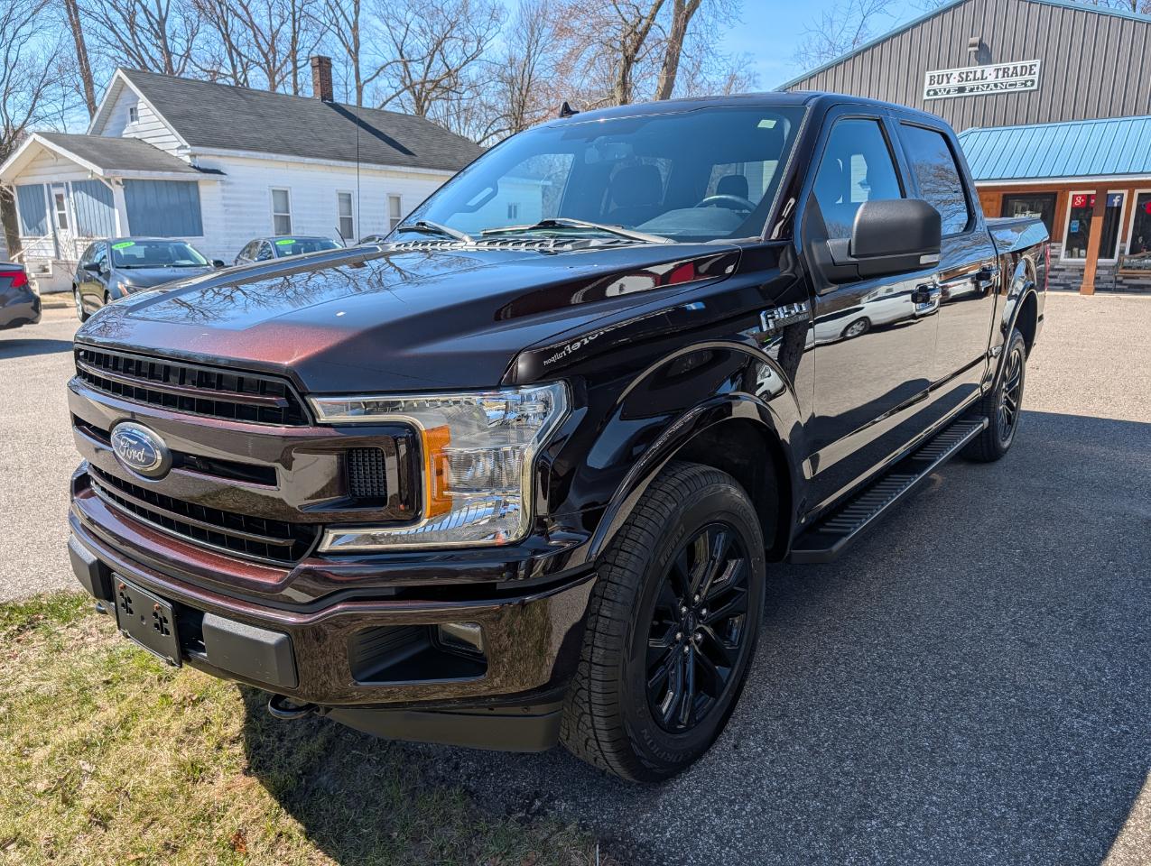 Ford F-150 4WD SuperCrew 145" XLT 2018