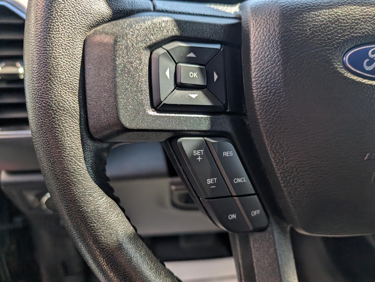 Ford F-150 4WD SuperCrew 145" XLT 2018