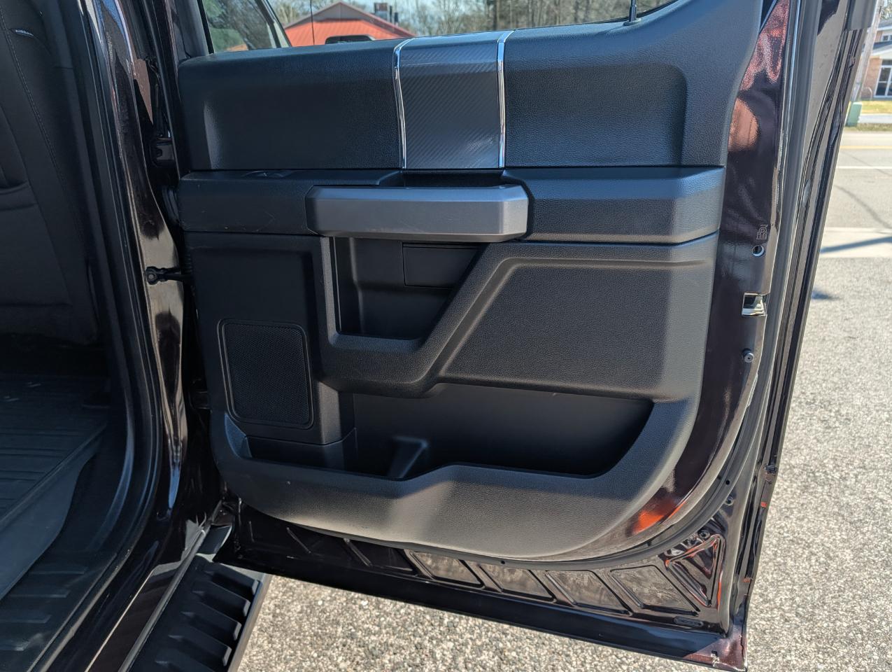 Ford F-150 4WD SuperCrew 145" XLT 2018