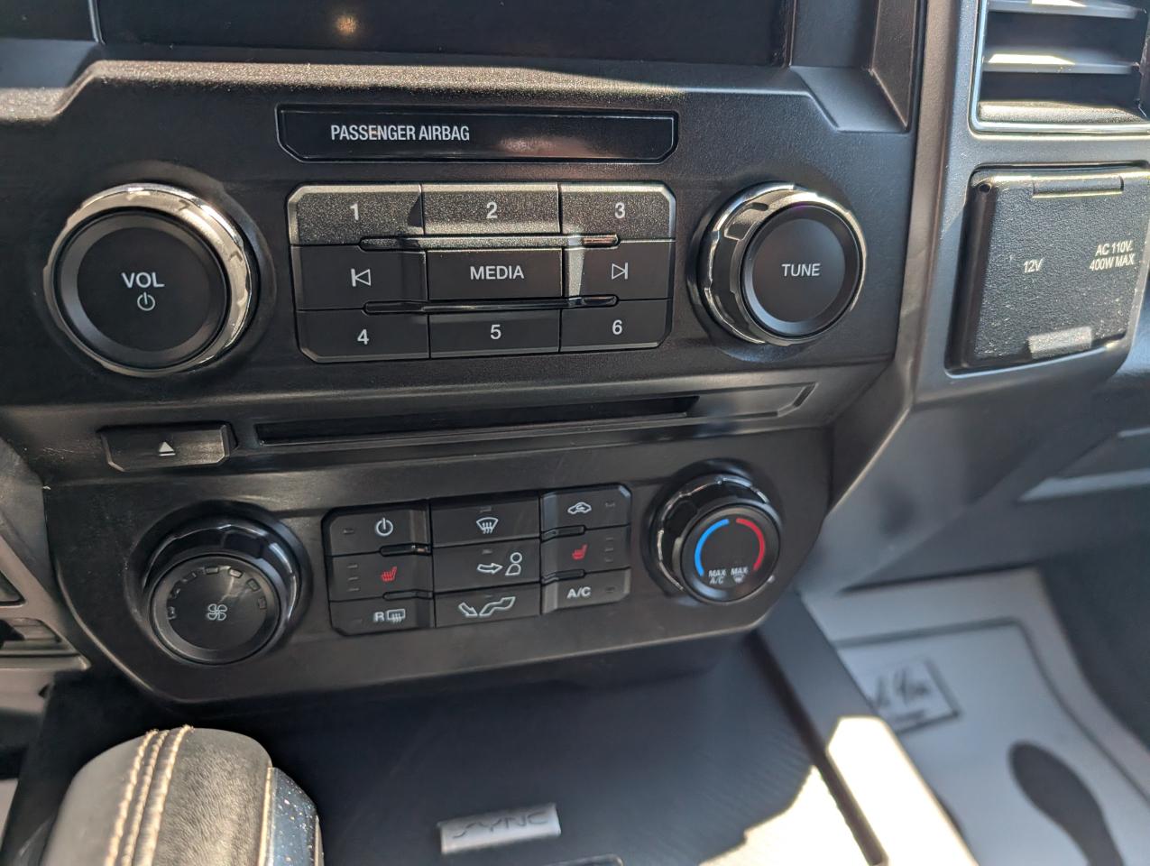 Ford F-150 4WD SuperCrew 145" XLT 2018