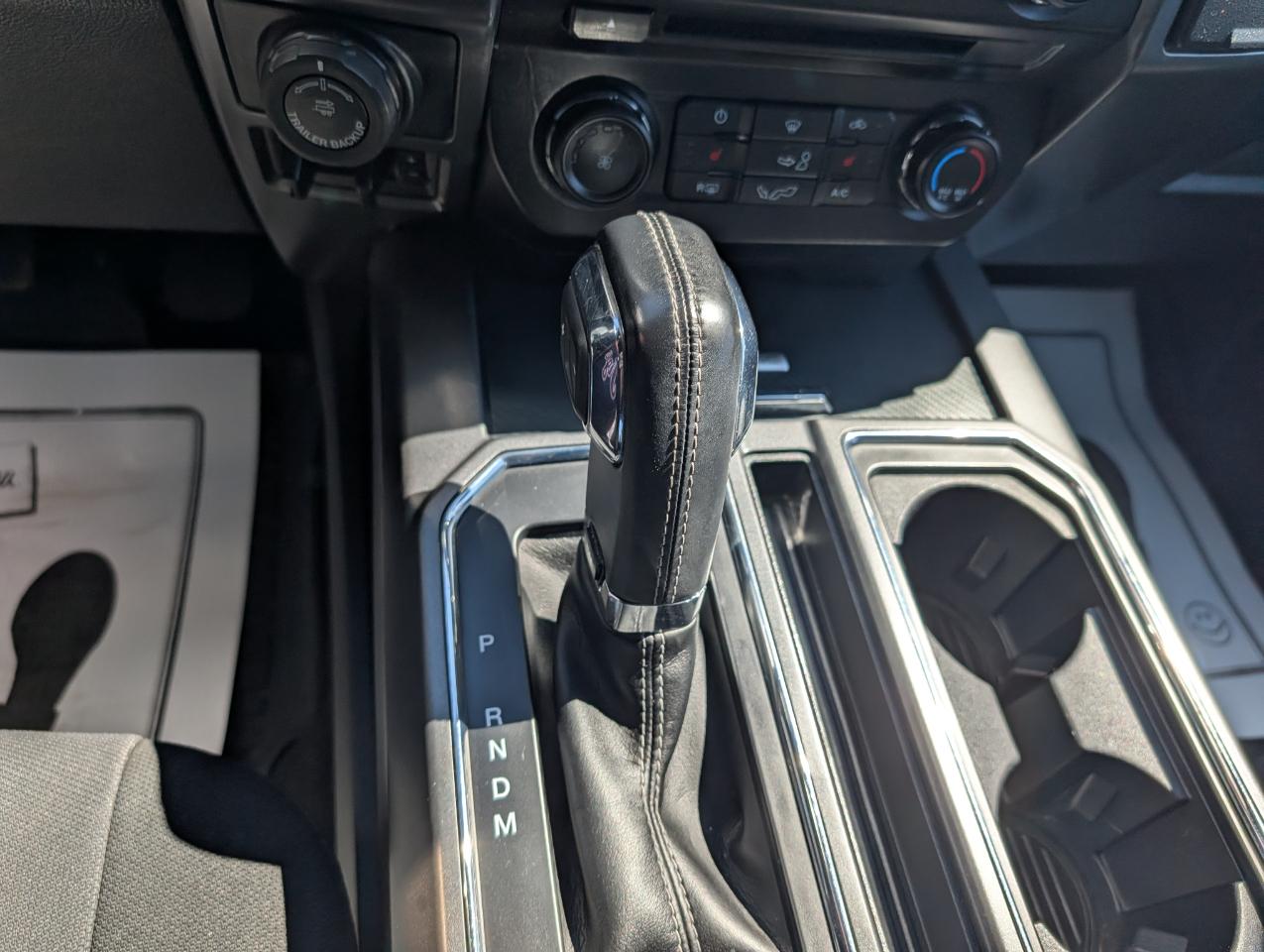 Ford F-150 4WD SuperCrew 145" XLT 2018