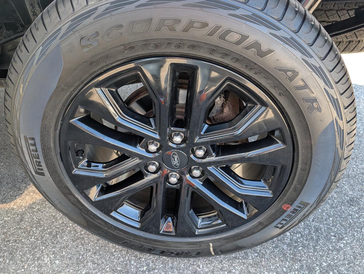 Ford F-150 4WD SuperCrew 145" XLT 2018