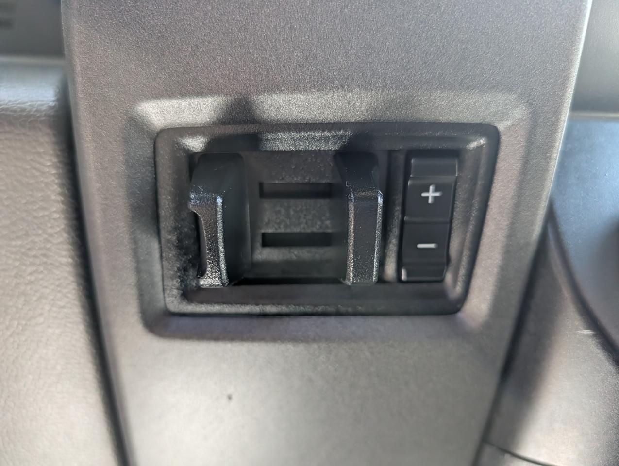 Ford Super Duty F-250 SRW XL 4WD Crew Cab 6.75' Box 2020