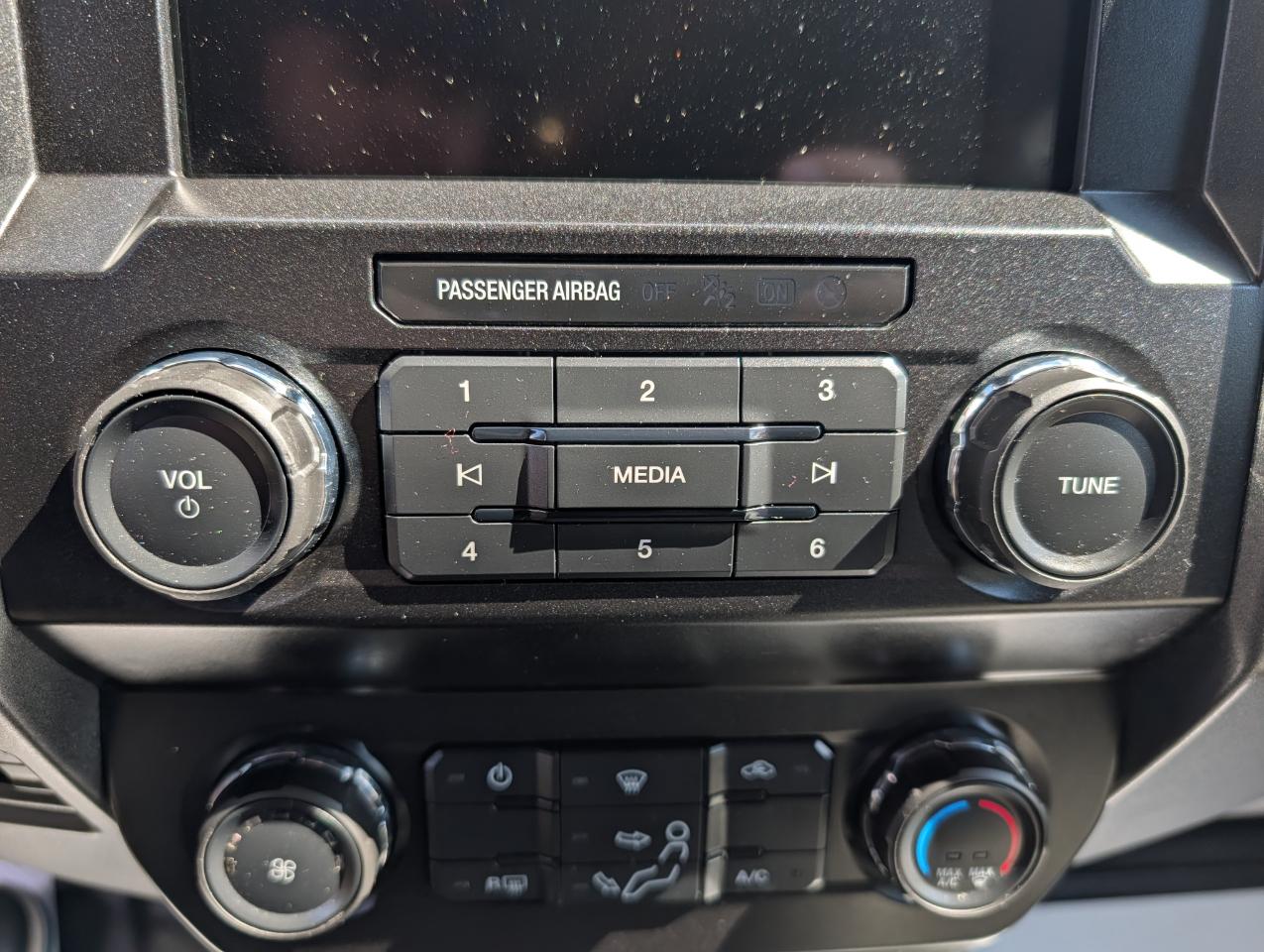 Ford Super Duty F-250 SRW XL 4WD Crew Cab 6.75' Box 2020