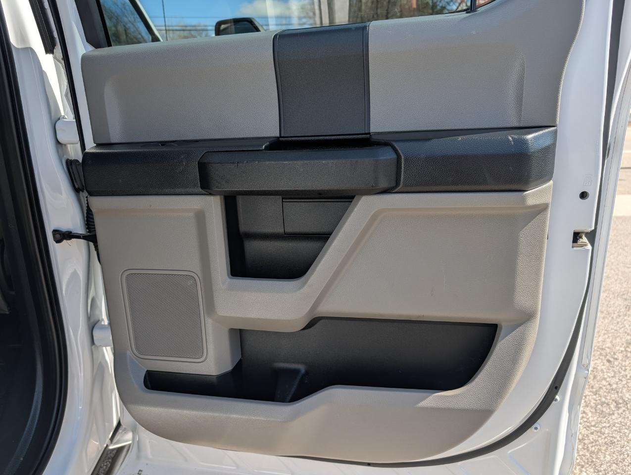 Ford Super Duty F-250 SRW XL 4WD Crew Cab 6.75' Box 2020