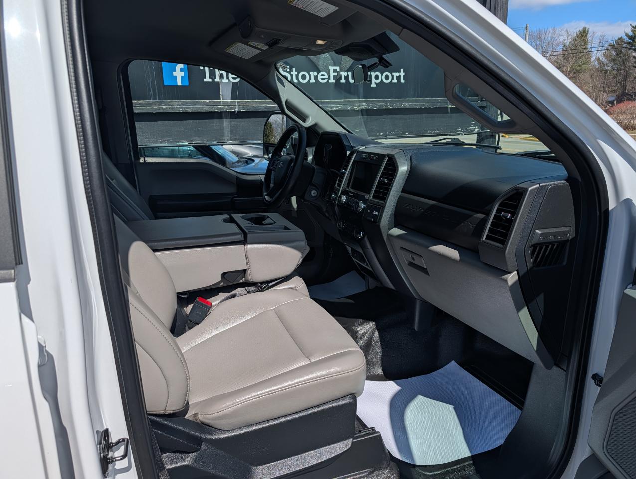 Ford Super Duty F-250 SRW XL 4WD Crew Cab 6.75' Box 2020