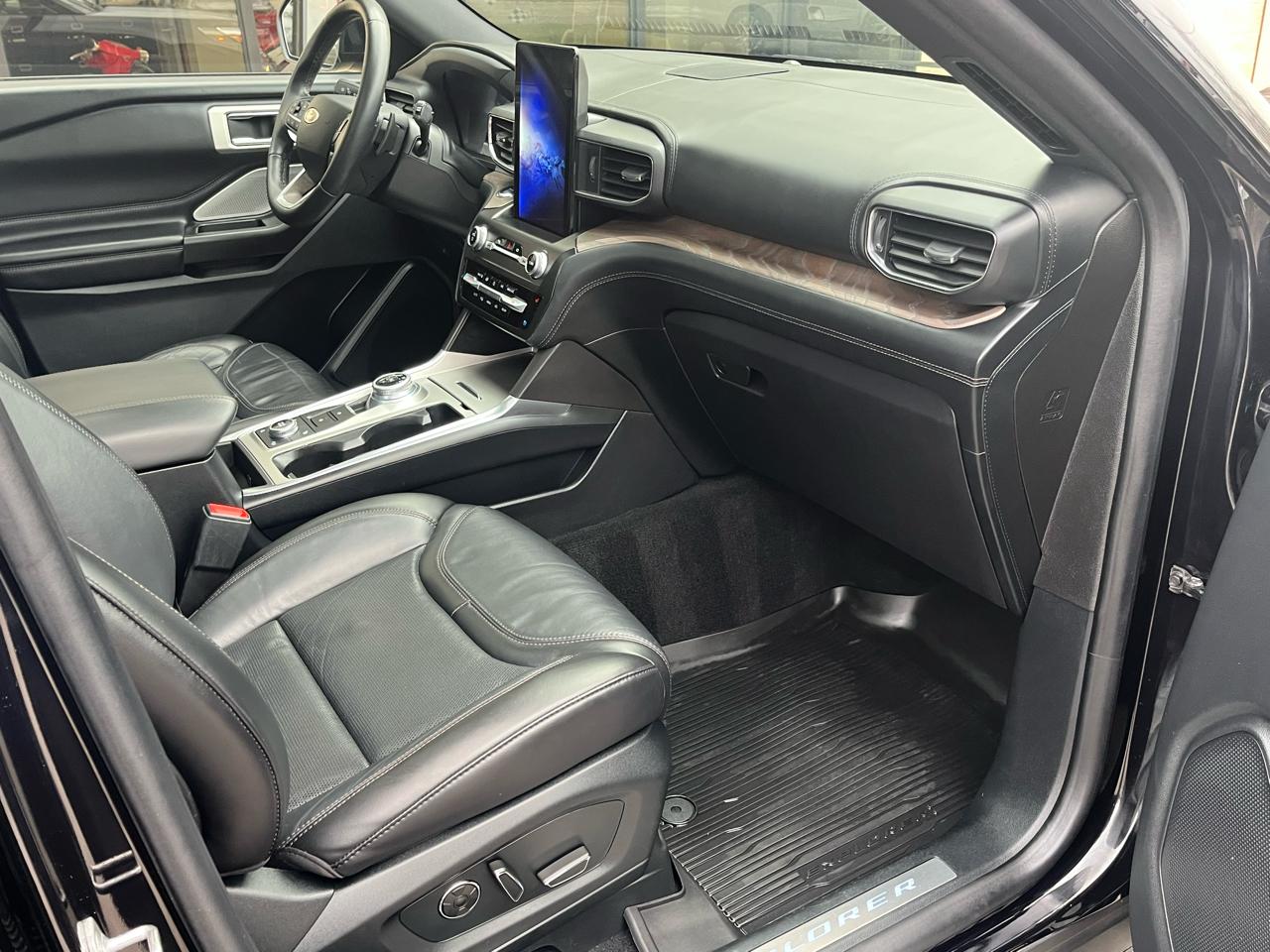 Ford Explorer Platinum 4WD 2020