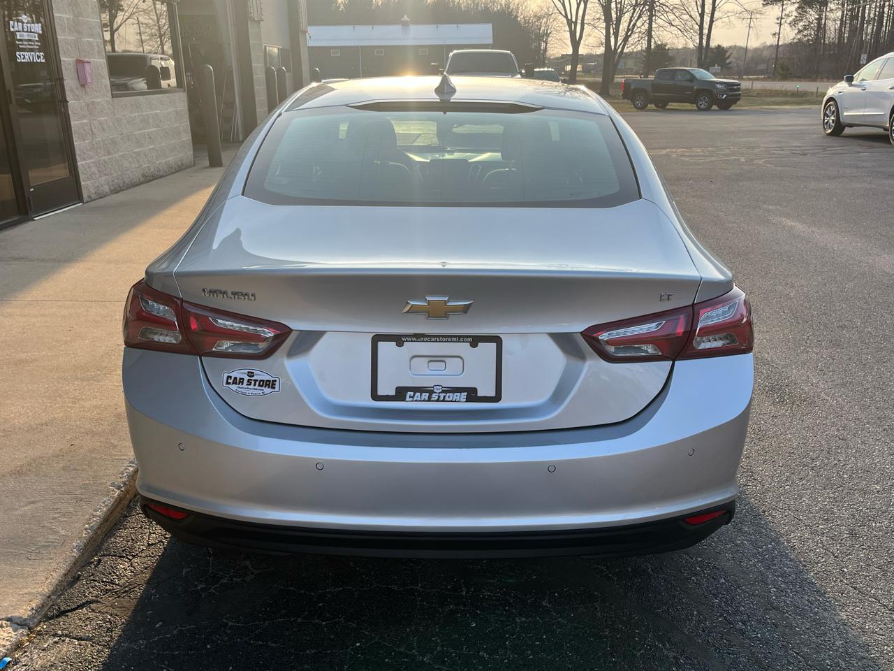 Chevrolet Malibu 4dr Sdn LT 2021