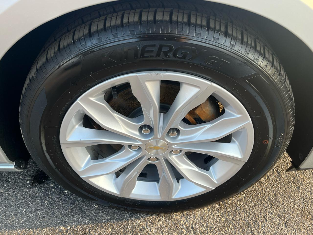 Chevrolet Malibu 4dr Sdn LT 2021