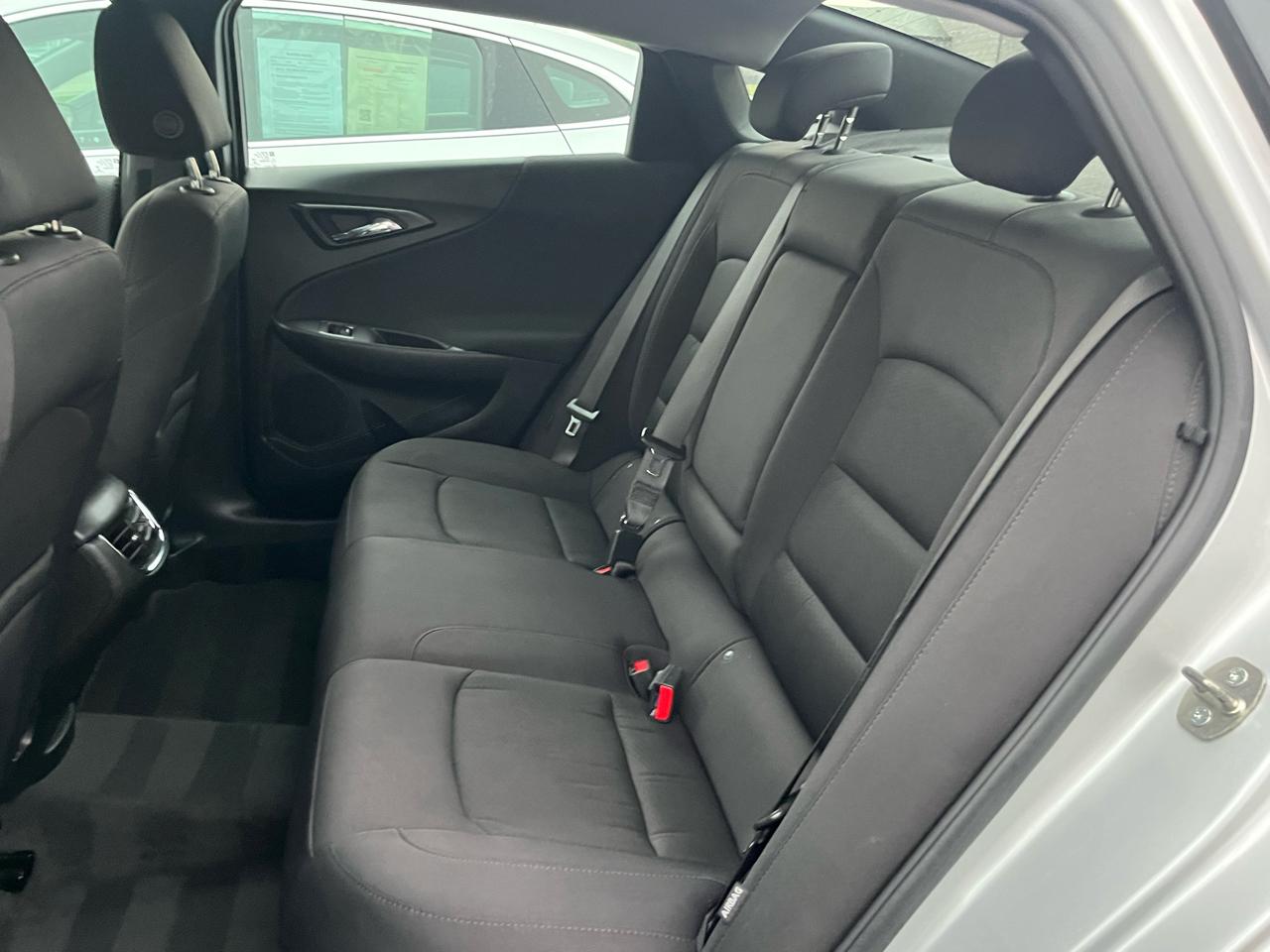 Chevrolet Malibu 4dr Sdn LT 2021