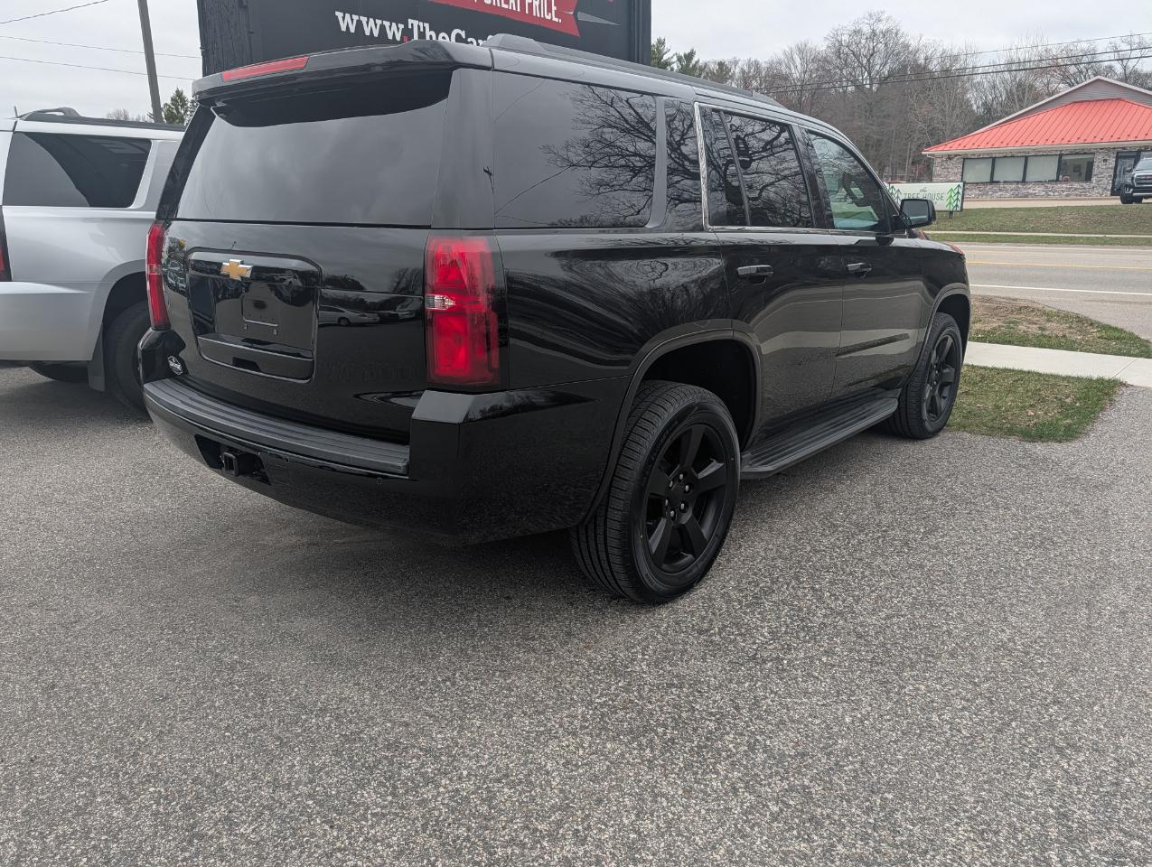 Chevrolet Tahoe 4WD 4dr LT 2015