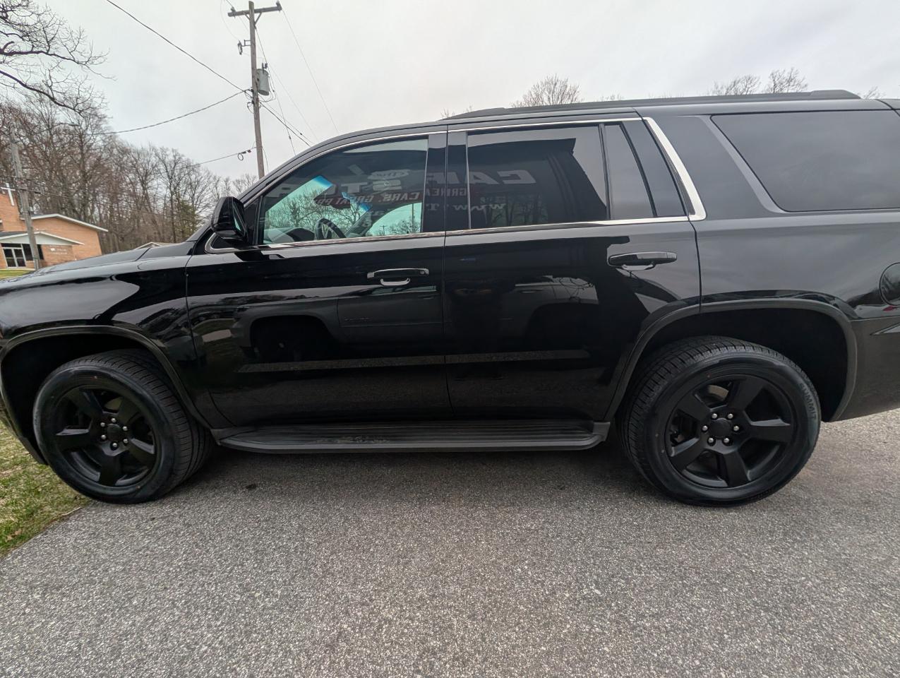 Chevrolet Tahoe 4WD 4dr LT 2015