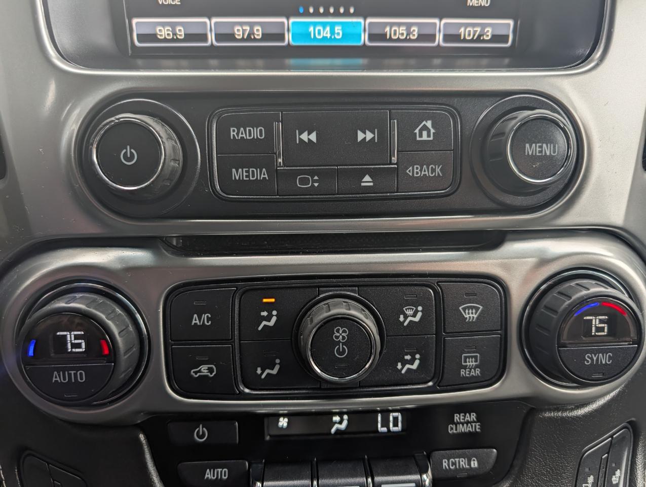 Chevrolet Tahoe 4WD 4dr LT 2015