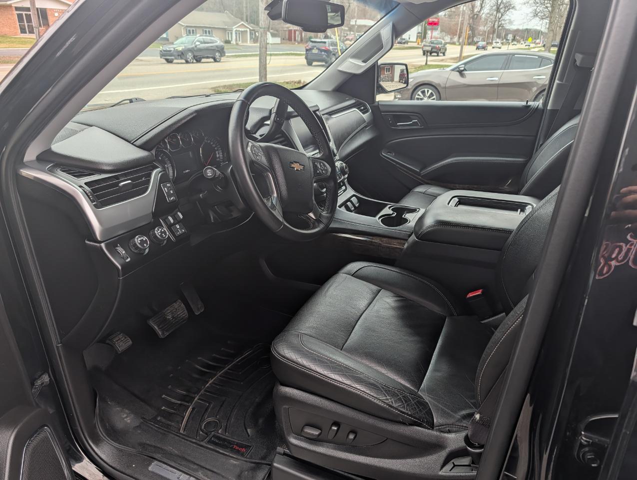 Chevrolet Tahoe 4WD 4dr LT 2015