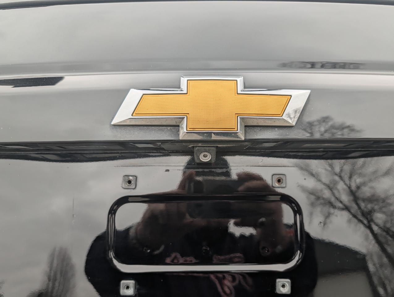 Chevrolet Tahoe 4WD 4dr LT 2015