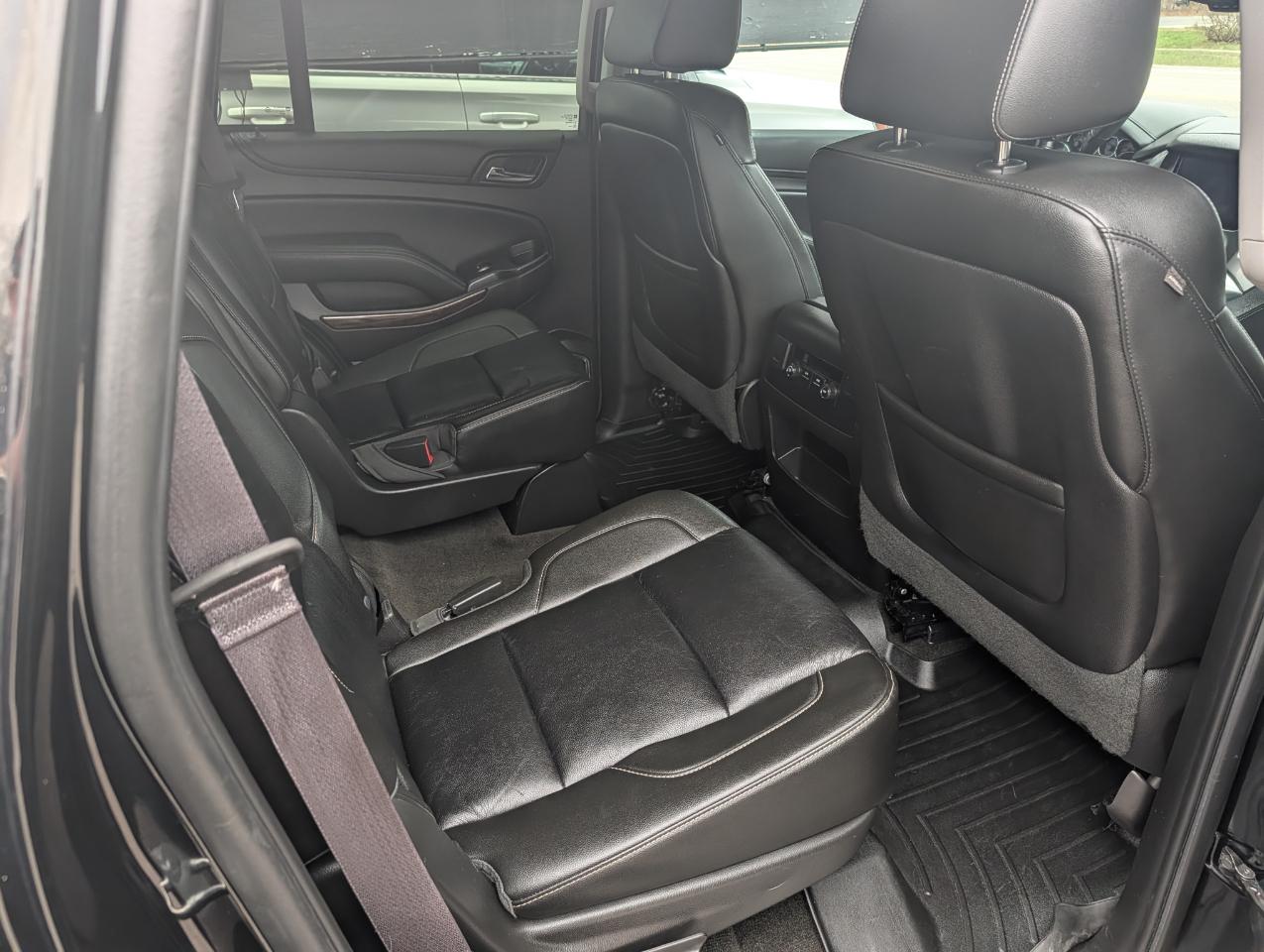 Chevrolet Tahoe 4WD 4dr LT 2015