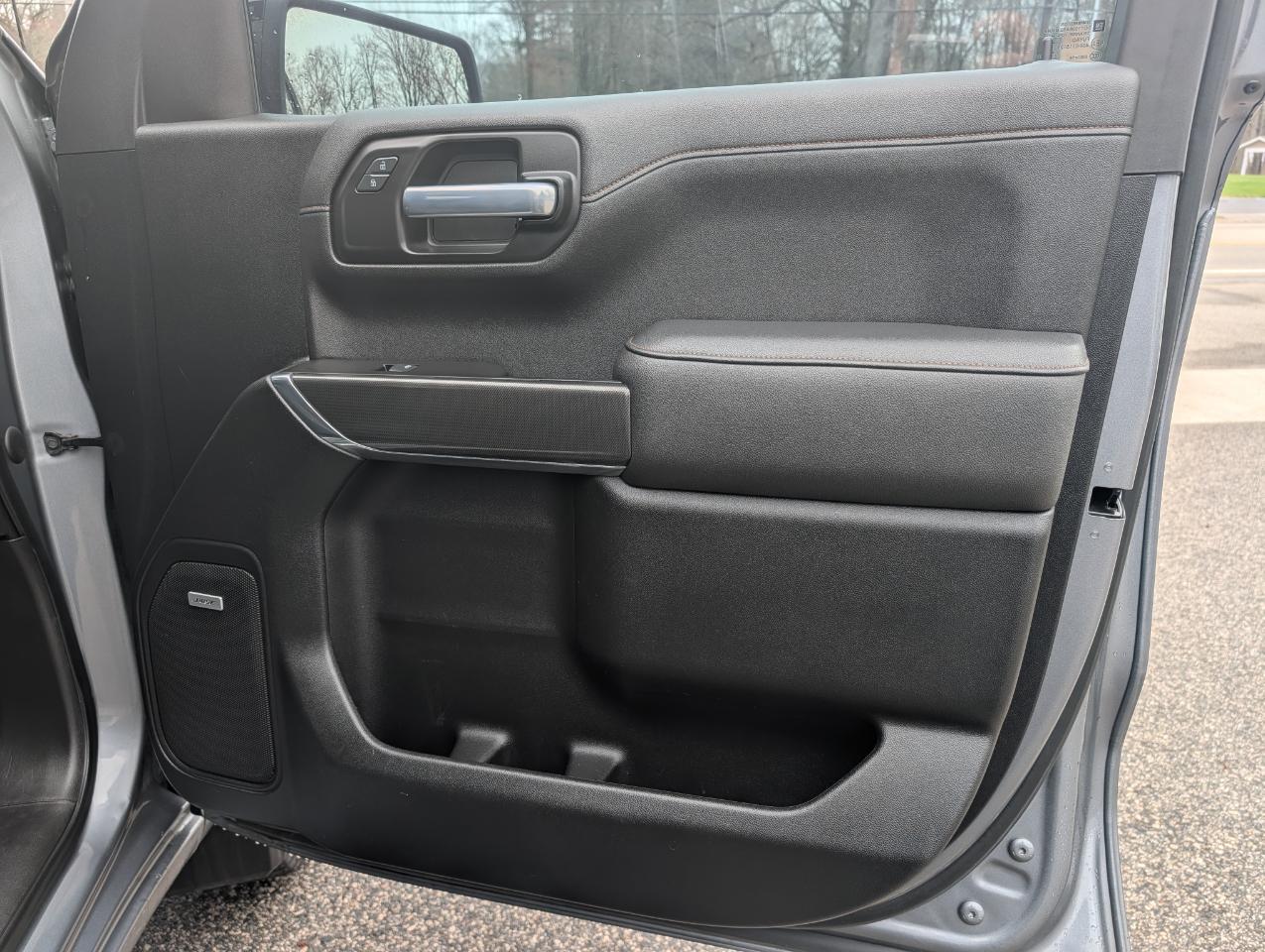 GMC Sierra 1500 4WD Crew Cab 147" AT4 2021