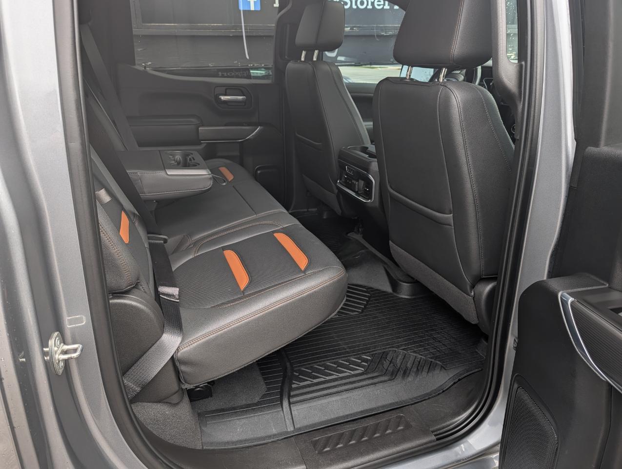 GMC Sierra 1500 4WD Crew Cab 147" AT4 2021