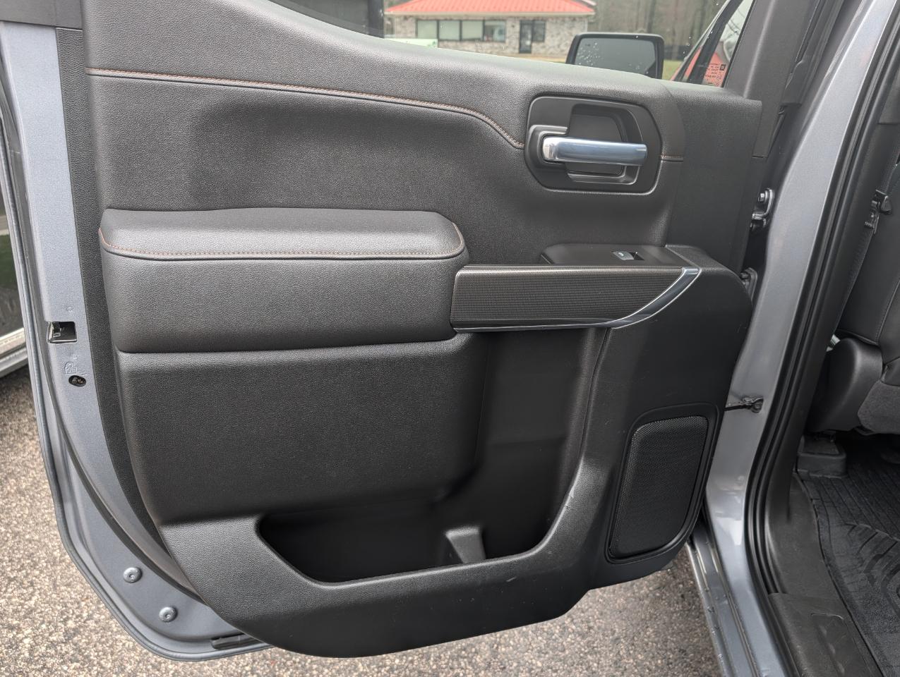 GMC Sierra 1500 4WD Crew Cab 147" AT4 2021