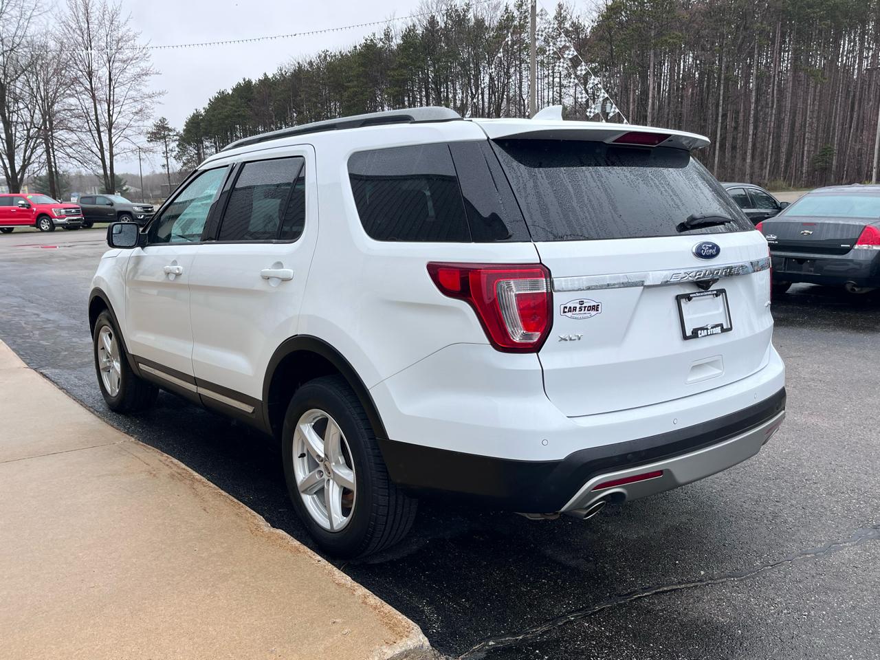 Ford Explorer XLT 4WD 2017