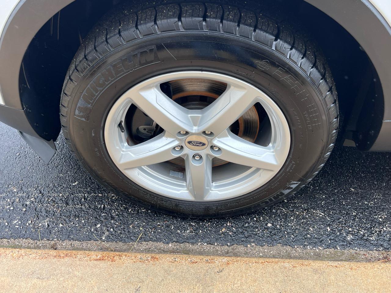 Ford Explorer XLT 4WD 2017