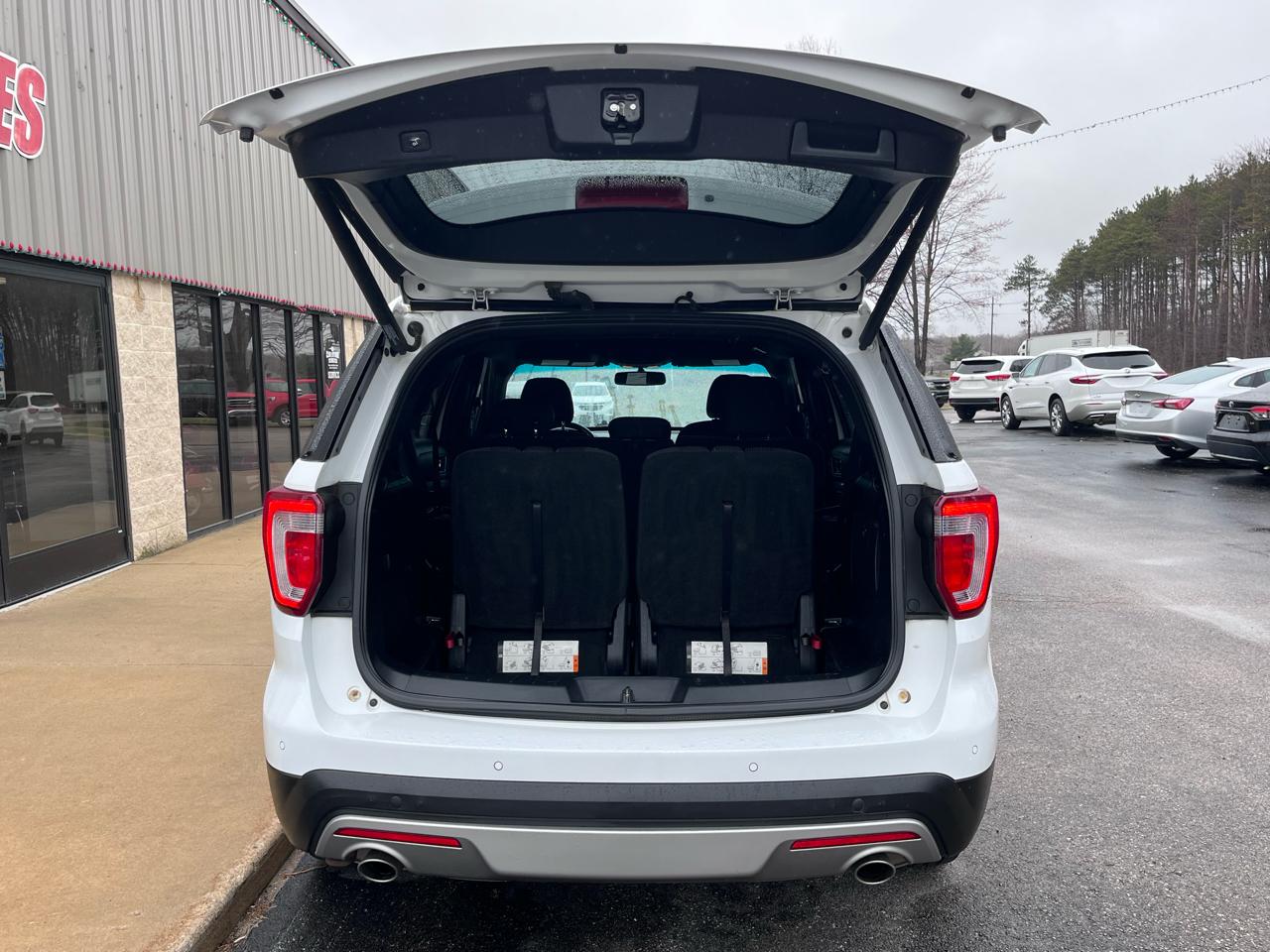 Ford Explorer XLT 4WD 2017