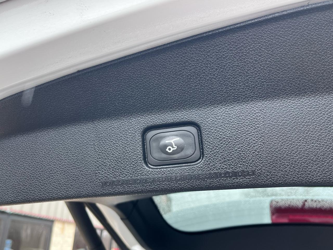 Ford Explorer XLT 4WD 2017